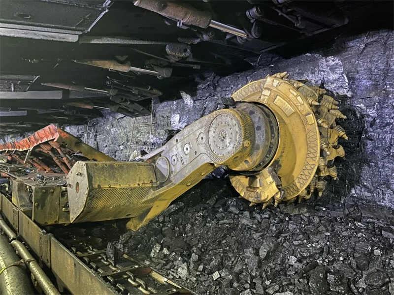 161684230776580204.jpg 中國煤炭報丨中能公司:重視科技 讓煤炭“顆粒歸倉”(3).jpg