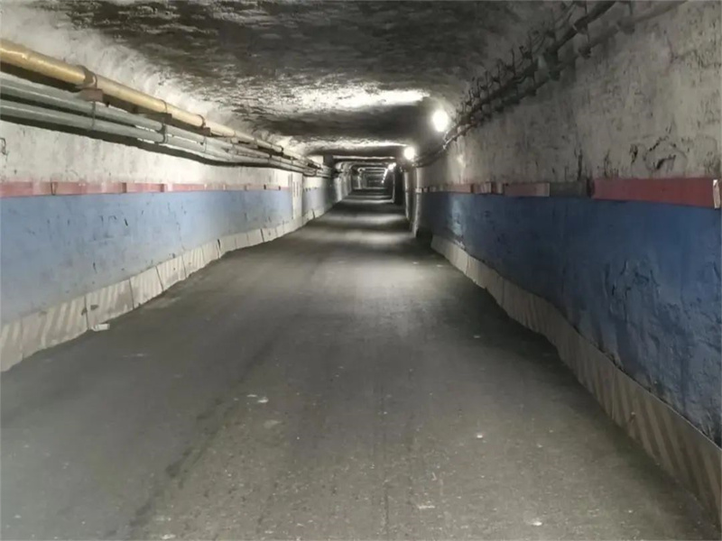 281687915910114384.jpg 涌鑫公司:“三大保障”齊發(fā)力 為安全生產(chǎn)保駕護(hù)航(2).jpg