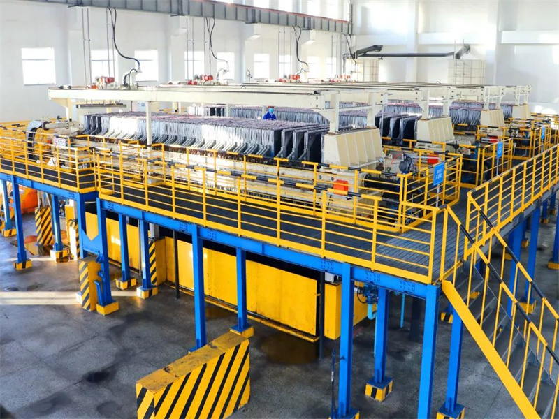 091688870178670365.jpg 榆北選煤分公司:精繡綠色“環(huán)保圖” 唱響文明“生產(chǎn)歌”(2).jpg