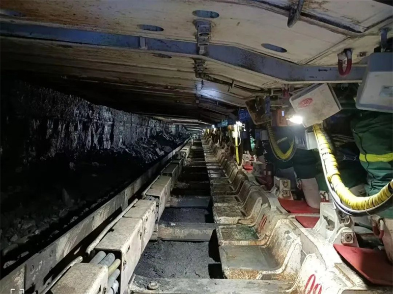 151689410047981422.jpg 涌鑫公司:走智能創(chuàng)新之路 助安全高效發(fā)展(2).jpg