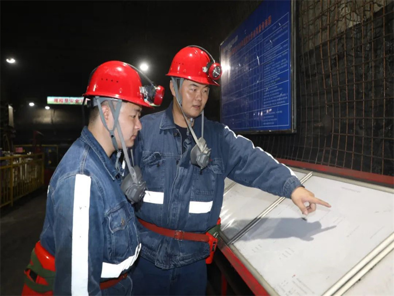 151689412333638037.jpg 涌鑫公司:以高水平安全護航高質(zhì)量發(fā)展(3).jpg