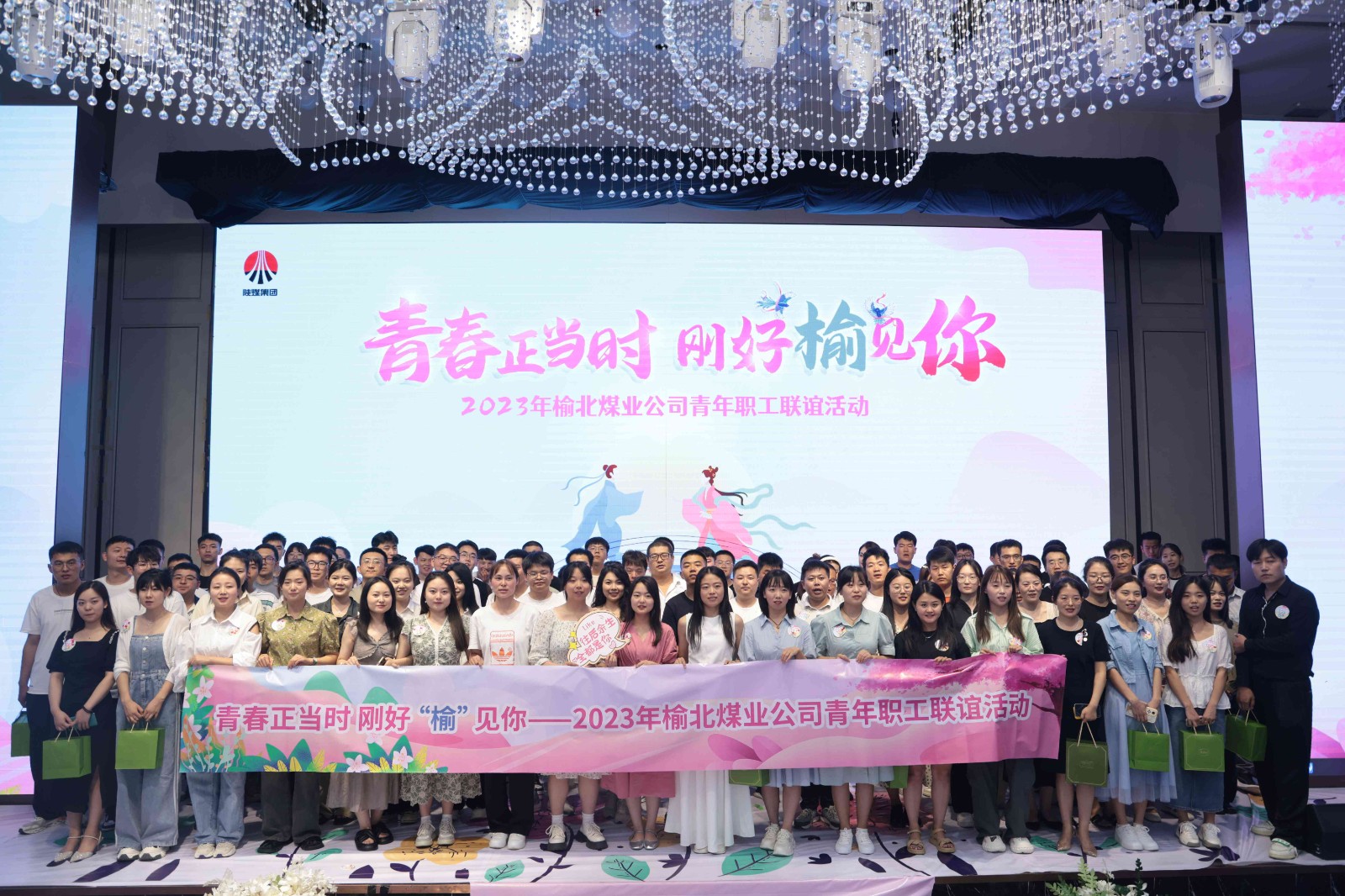 241692848830749990.jpg 96d57af70e1c4eb265750312c1e0334(1).jpg