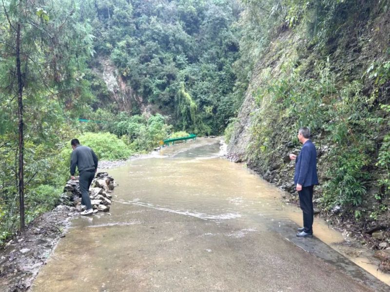 091696823555492224.jpg 640 (1).jpg