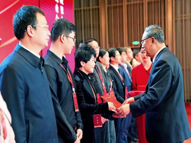 191702950365709415.jpg 640 (4).jpg