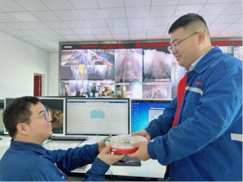 231703325536463328.png 640 (2).png