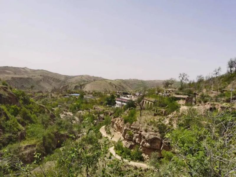 281716855359519231.jpg 41.jpg