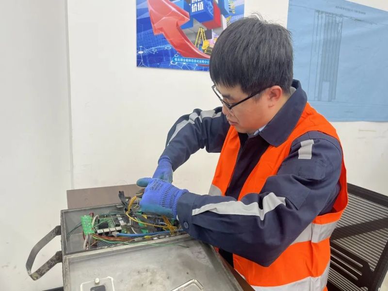 121718150833557897.jpg 33.jpg