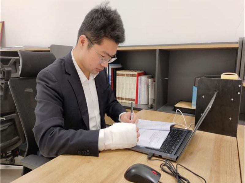 231737618199898507.png 1.png