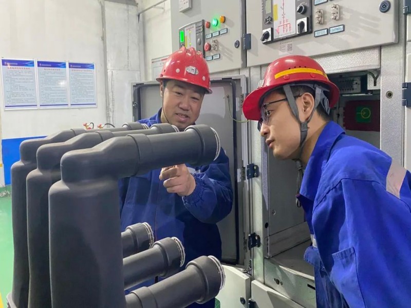 251745566760800515.jpg 2.jpg