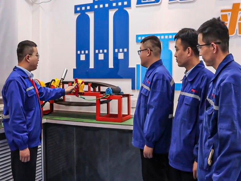 111749604731479145.jpg 2.jpg