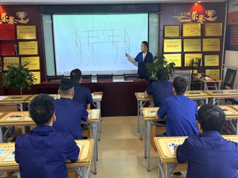 301756519342492544.jpg 2.jpg