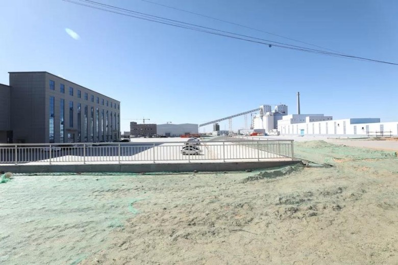 曹家灘公司:多措并舉為礦區(qū)增“綠”